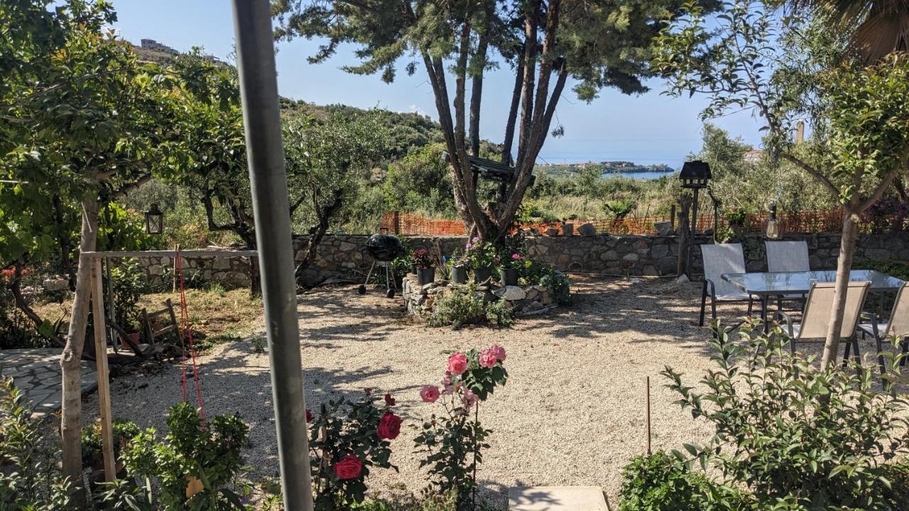 4 Seasons 2 Neokhorion (Messenia)